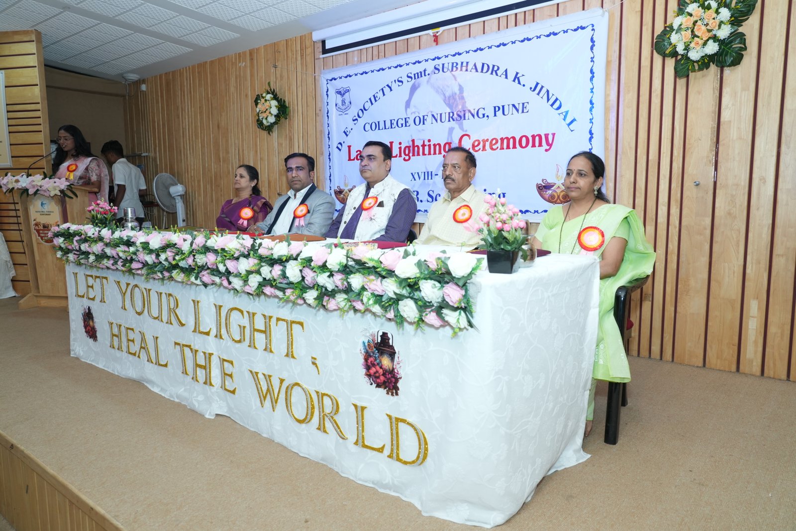  Lamp Lighting